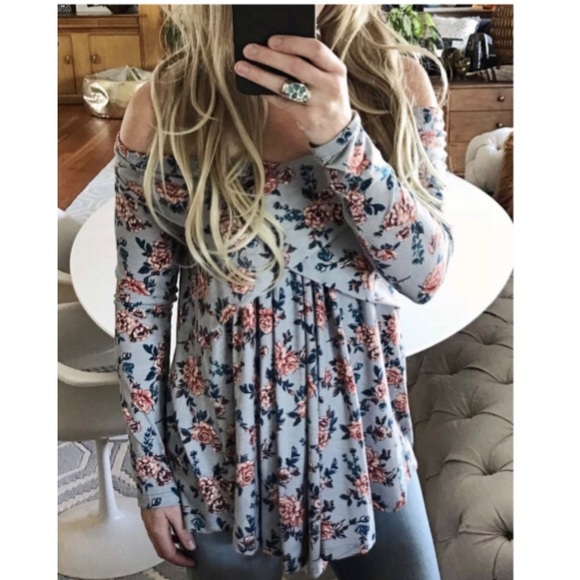 NWT! Off the Shoulder, Crescent Flower Top-Teal, L - Picture 2 of 3
